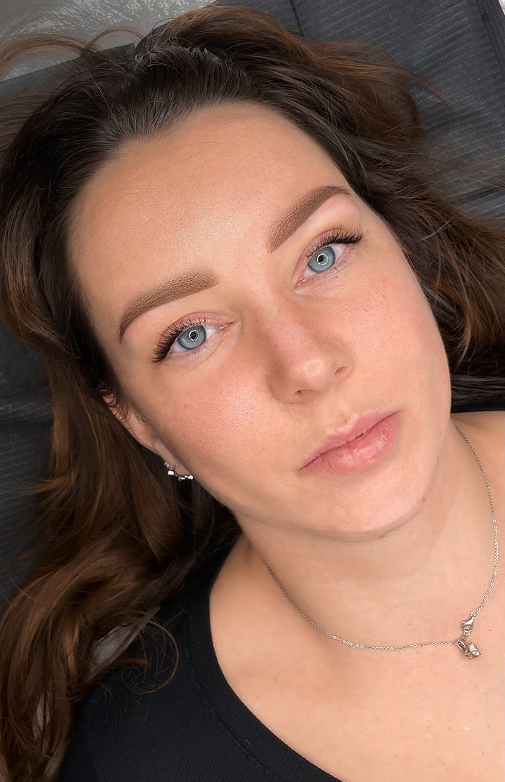 Brows Ombré — PMU behandeling in Dordrecht
